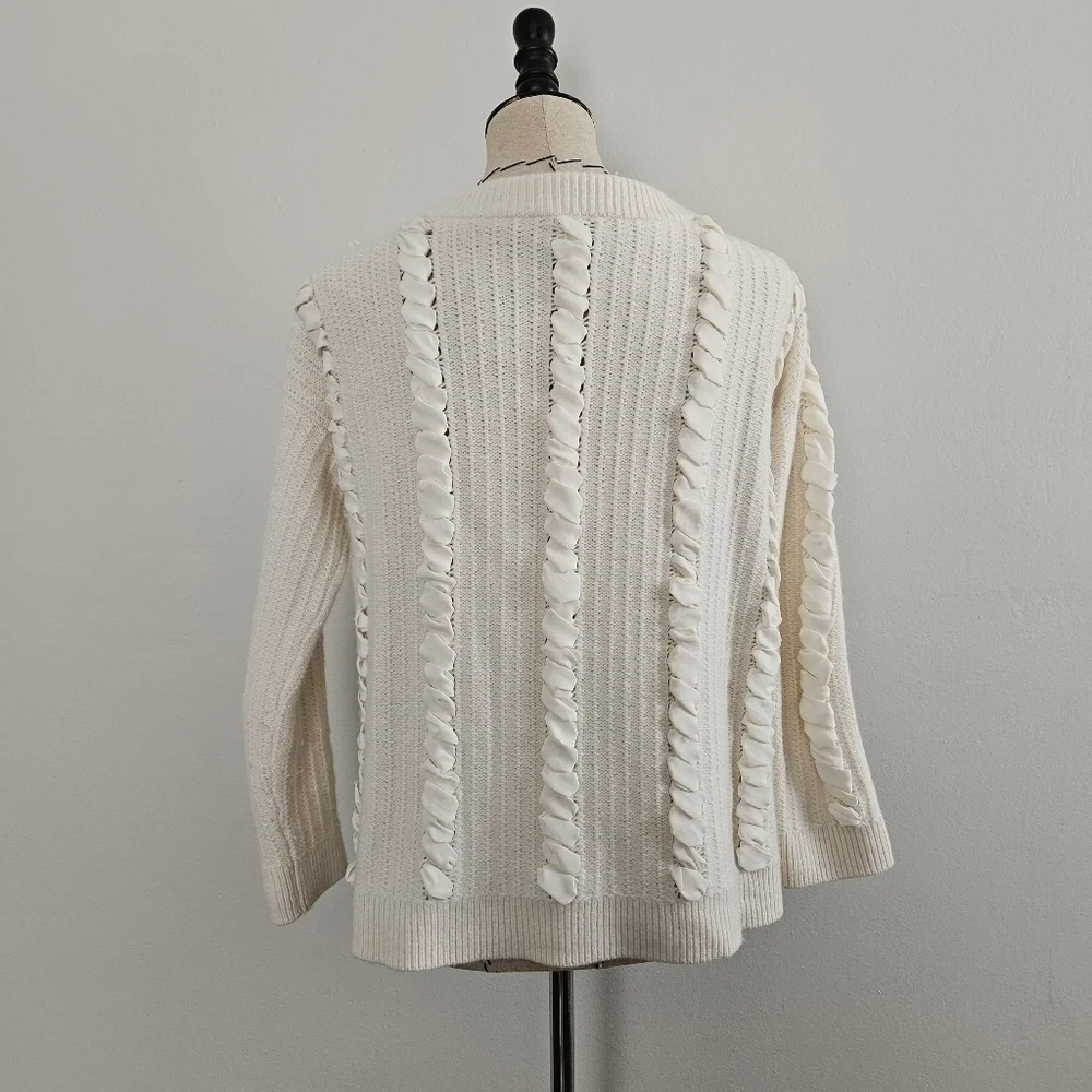 Club Monaco Ivory Woven VNeck Sweater